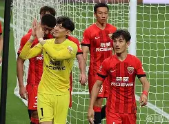 德甲倒计时，上海海港今晨战术微调，细节引发关注，更衣室稳定，球探报告显示潜力