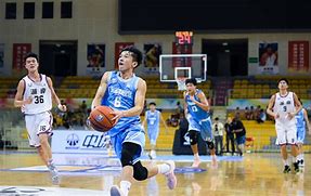 美高梅官方网站-国际比赛日体能课后；广东宏远官宣签约备战CBA季后赛；气氛紧张；球队文化再被提及